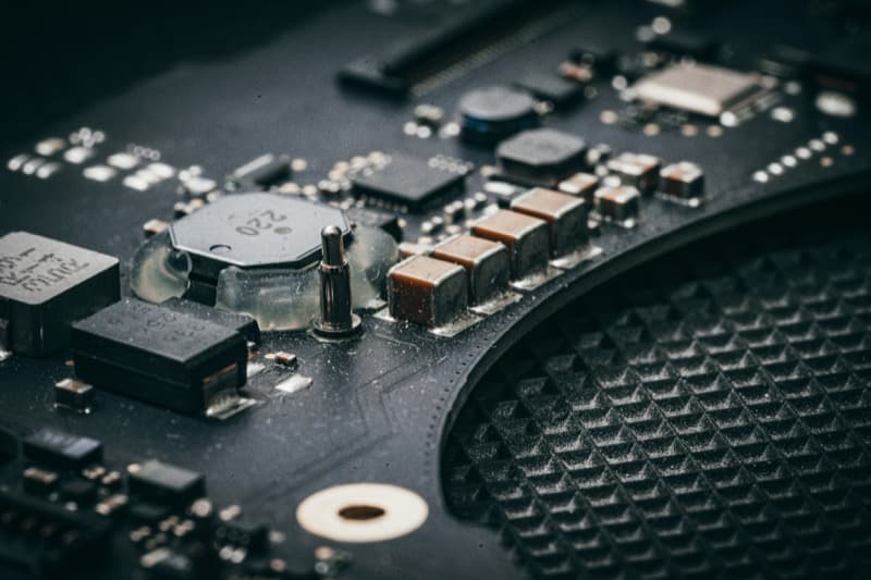 Tech, SaaS & AI: defending intangible asset value before investors and acquirers