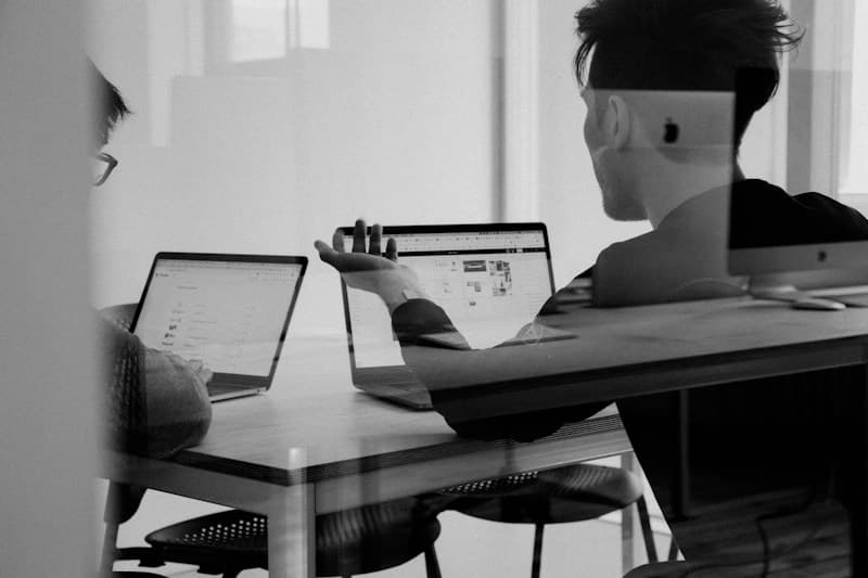 NRR, churn, LTV, CAC: the SaaS metrics that determine your valuation in 2026